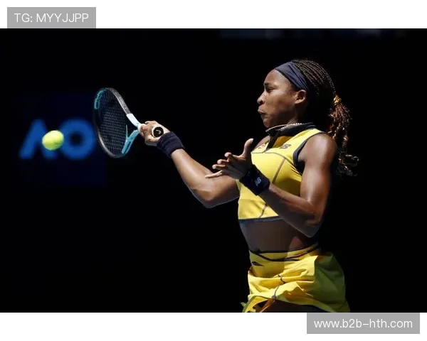 澳网高芙输球后更衣室摔拍,引发情绪管理与媒体边界讨论 澳网高芙输球后更衣室摔拍,引发情绪管理与媒体边界讨论